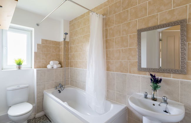 Luxury Two Bed Apartment With Parking - Wolverhampton - Foto 13