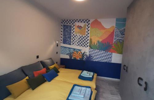 Sandy's Superior Suite - Photo 37