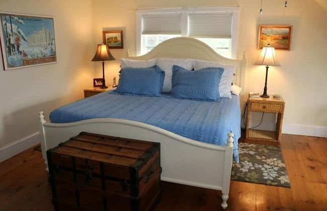 Cadillac Views - Photo 5