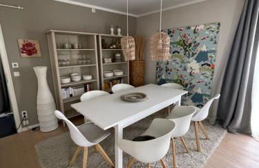 Architekten-Villa, moderne 220qm, 4 Schlafzimmer, Garten - Foto 29