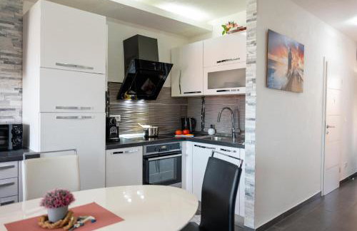 Bayview Villa by Pag tours - Photo 25