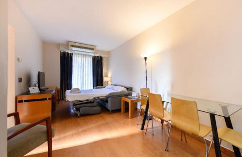 MLE16A2320 - Amplio piso 1 dormitorio en Chamartín - Alquiler temporal - Photo 10