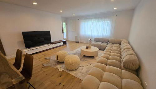 NEW 2BD Majestic Gateway in Glendale - Foto 4