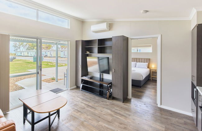 RAC Cervantes Holiday Park - Photo 20