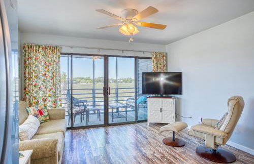 Bella Vista: Marshfront Condo 1 Block To The Beach. Pool & Hot Tub-1st Floor - Photo 4