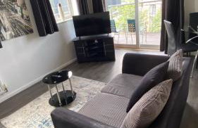 Stylish spacious 2 bed Apt Balcony Nr City Stadium - Foto 8