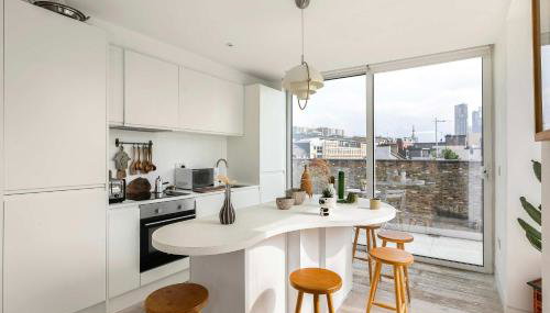 Modern Shoreditch 2 Bedroom Penthouse With Lift & Large Balcony Suit Family Sleeps 4 - Foto 2, stove