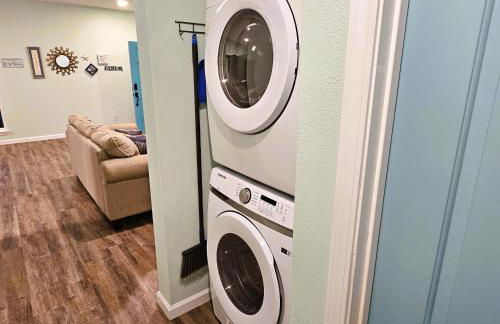 Summer's Little Bay Getaway - Photo 20