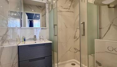 A deux pas des plages - Photo 4, Shower