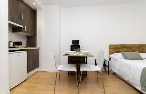 Luxury IV - Ferga Suites - Photo 6