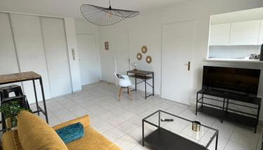 Le Win proche centre de formation - Foto 2