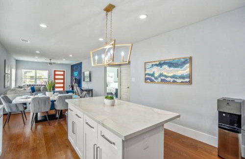 Intergalactic Abode at East Downtown - Foto 16