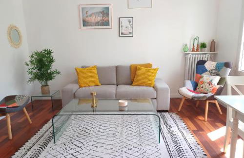 Au Pied de la gare et centre ville - 2 chambres - spacieux - Foto 13