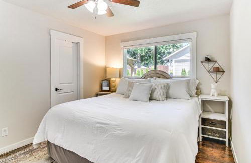 7 Mi to Vancouver Waterfront Sleek Home with Yard! - Foto 16