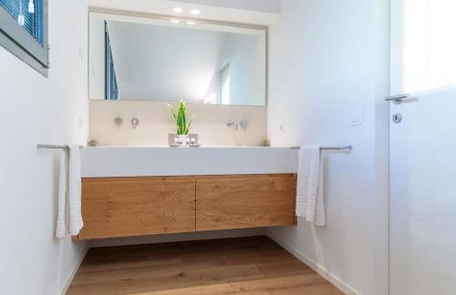 LUXURY VILLA RUBIN with Jacuzzi POOL GYM & SPA near Venice and Padua - Photo 12