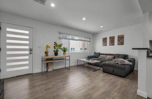 Chic Large 1-Bedroom in Hollywood 10 Min Away From Downtown LA - Foto 6