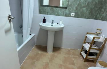 Luminoso y tranquilo apartamento con jardin en campo de Golf Valle del Este - Foto 3