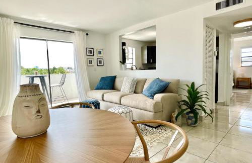 Large 1 bedroom apartment with free private parking - Foto 7