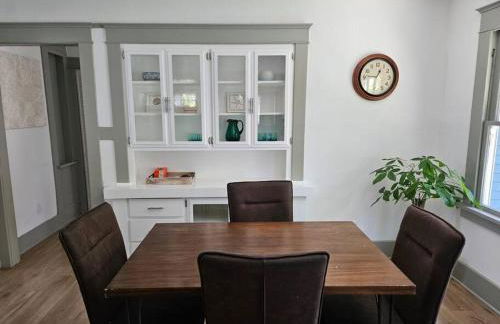 Entire home in Historic Long Beach close to shops - Foto 11