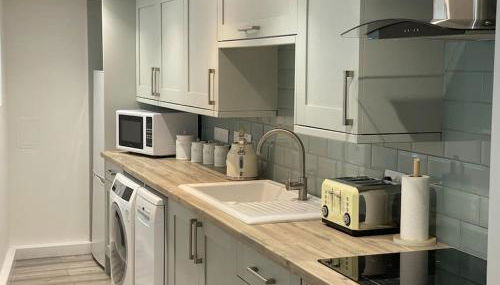 Lovely 1 bed flat 200 metres from beach - Foto 2