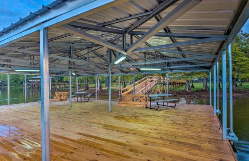 'Cypress Point' Spacious Home: Pier & Boat Launch! - Foto 37