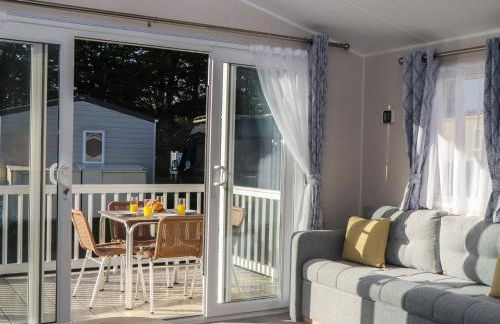 Caravan C31 at Landscove Holiday Park - Photo 4