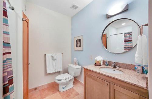 Oceanside Escape with 3 Bedrooms Spectacular Ocean View and Pool - Foto 19