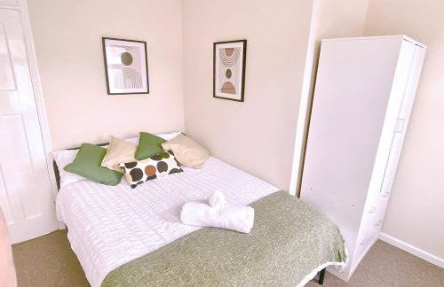 Group accommodation Wolverhampton - Foto 6