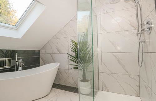 Bishop Fell - Foto 34