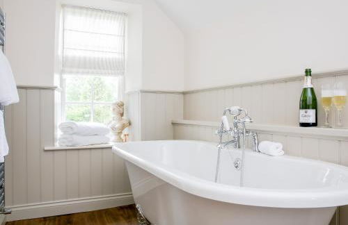 Garden Cottage - Photo 7