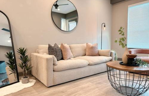 The Nichols Getaway - Fort Worth - SameDay Booking - Photo 2