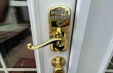 25 - Luxury 3 BR 1 and half Baths, Lower Level Unit, and Nonsmoking - Foto 4