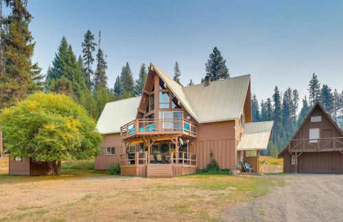 Remote Elk City Escape with Decks and Mtn Views! - Foto 2