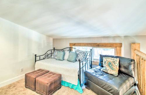 1 Mi to Lake Chic Arizona Cabin with Large Porch! - Foto 16