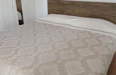 Apartamento con acceso independiente, a un paso de Granada, tranquilidad y comodidad - Photo 4