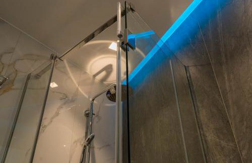 Highway Haven - Halandri - Foto 18