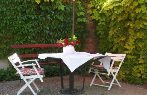 SchlossparkFerienwohnungen Rheinsberg mit Garten - Foto 10