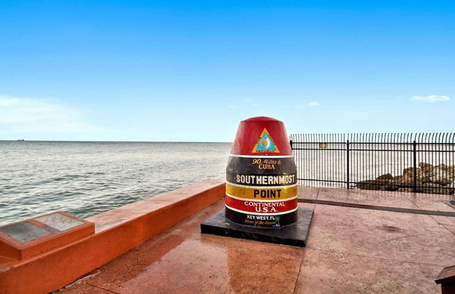 Lavender Jungle by Avantstay Great Location w/ Patio & Shared Pool! Week Long Stays Only - Foto 26