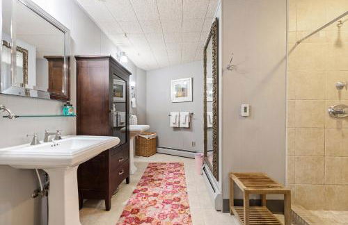 Bright 4BDR Home by Lake MI Arcadia Bluffs Portage Lake 2832 - Photo 32