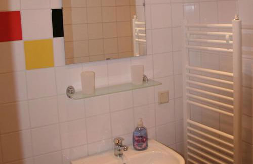 Helle Wohnung bei Willingen mit Terrasse - Foto 12