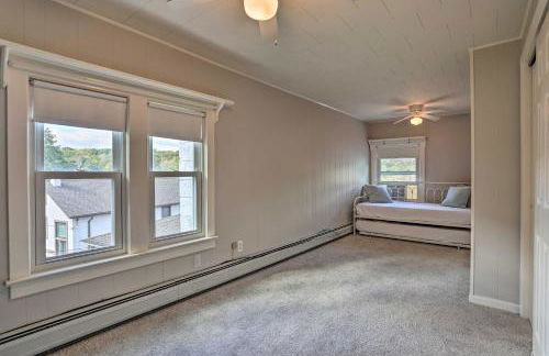 Lake Hopatcong Family Home with Boat Slip and Dock - Foto 19