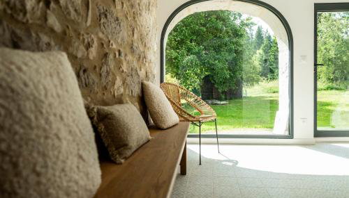 Gite de Caractère dans Ferme en pierre - Double Terrasse et Vue Panoramique - 6p - Sauna & bain nordique - Foto 3, Garden