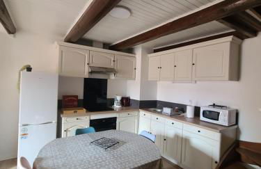 Maison auvergnate entièrement rénovée - Foto 4