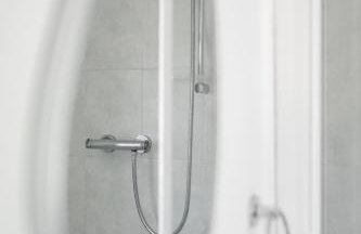 Stylish 5Bedroom Getaway in Quiet Mildenhall Area - Photo 29