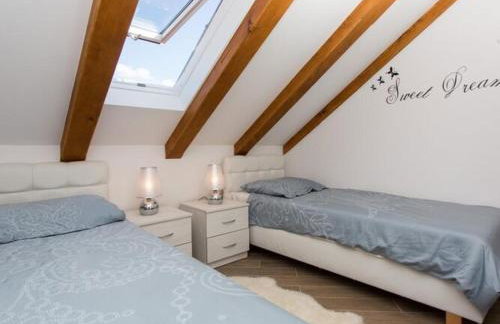 Mali Skoj Apartment - Two-Bedroom Apartment with Sea View - Foto 10