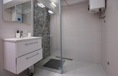 Kuća za odmor Kamenjani-Škabrnja - Foto 35