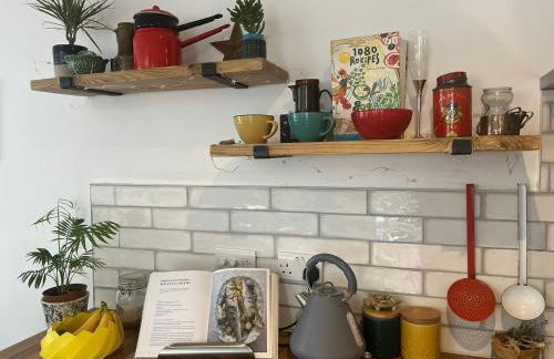 Beach, hills, food, scenic walks-The Kelp house. - Foto 4