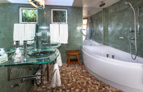 Spectacular Oceanfront Studio with Hot Tub & Loft - Foto 8