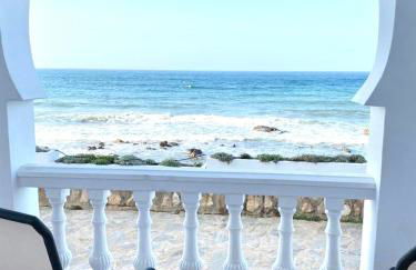 Primera Línea de Playa Increíbles vistas - Photo 2