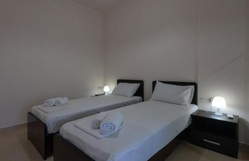 Grand Suites with Private Pools - Photo 65